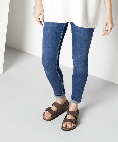 BIRKENSTOCK(ビルケンシュトック)の「【公式】ビルケンシュトック Milano/ミラノ オイルドナチュラルレザー(サンダル・メンズ・ブラウン・26.5cm【レギュラー幅】/27cm【レギュラー幅】/26cm【レギュラー幅】/28cm【レギュラー幅】/28.5cm【レギュラー幅】/25cm【レギュラー幅】/29cm【レギュラー幅】/22.5cm【ナロー幅】)」の8枚目の写真