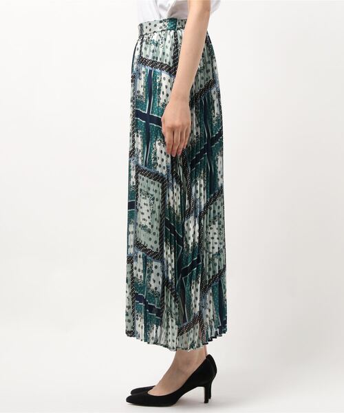 INTERPLANET（インタープラネット）の「シアーランダムパネルプリントスカート（スカート・レディース・グリーン/ブラウン/ベージュ・FREE）」の4枚目の写真