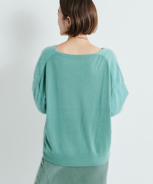 DouDou(ドゥドゥ)の「フェレット切替プルオーバー(ニット/セーター・レディース・オフホワイト/サックスブルー/モカ/グリーン/ライトグレー・FREE)」の18枚目の写真