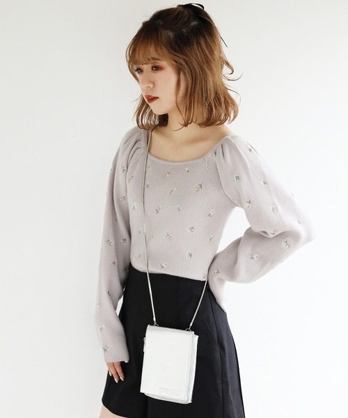 one after another NICE CLAUP（ワンアフターアナザーナイスクラップ）の「フラワー刺繍ニット（ニット/セーター・レディース・ブラック/グレー/アイボリー・FREE）」の22枚目の写真