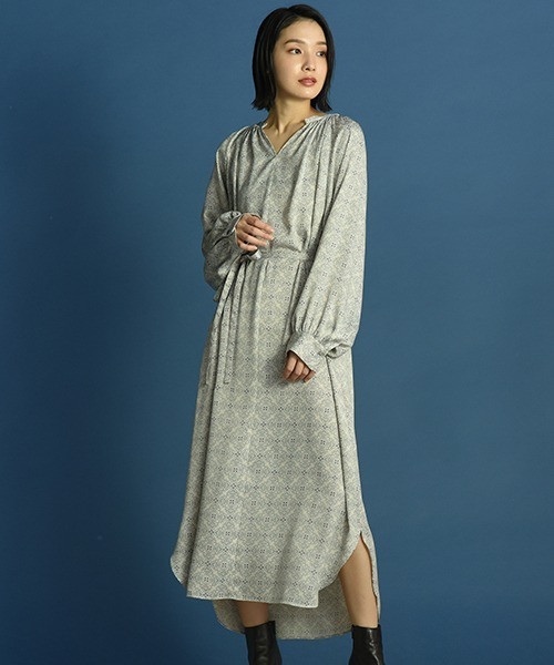 セール マイクロサテンタイルプリントワンピース ワンピース Droite Lautreamont ドロワットロートレアモン のファッション通販 Zozotown