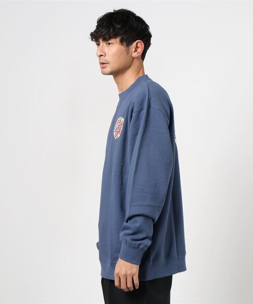 SANTA CRUZ（サンタクルーズ）の「【ムラサキスポーツ別注】SANTACRUZ/サンタクルーズ 　ルーズシルエット　バックプリントスウェット 502211307（スウェット・メンズ・ブラック/ネイビー・M/L/XL）」の3枚目の写真