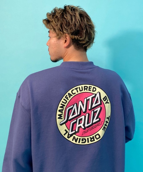 SANTA CRUZ（サンタクルーズ）の「【ムラサキスポーツ別注】SANTACRUZ/サンタクルーズ 　ルーズシルエット　バックプリントスウェット 502211307（スウェット・メンズ・ブラック/ネイビー・M/L/XL）」の2枚目の写真