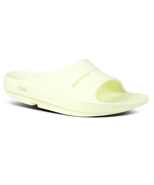 OOFOS（ウーフォス）の「OOFOS/ウーフォス OOahh リカバリーサンダル 軽量 2026春夏（サンダル・メンズ・ブラック/ネイビー/モカ/チャコールグレー/ホワイト/ベージュ/ライトブルー/ライトピンク/ライトイエロー/オリーブ/ピンク/サックスブルー・11/4/8/10/9/5/7/6/12/3/14/13）」の10枚目の写真