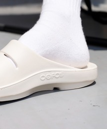 OOFOS/ウーフォス OOahh ウーアー リカバリーサンダル クッション 軽量 2026春夏