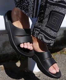 OOFOS（ウーフォス）の「OOFOS/ウーフォス OOahh ウーアー リカバリーサンダル クッション 軽量 2026春夏（サンダル）」