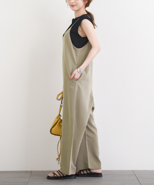 SUGAR BISKET（シュガービスケット）の「前後2Wayキャミサロペット（サロペット/オーバーオール・レディース・ブラック/ダークグレー/ベージュ/オリーブ/ネイビー・L/M）」の20枚目の写真