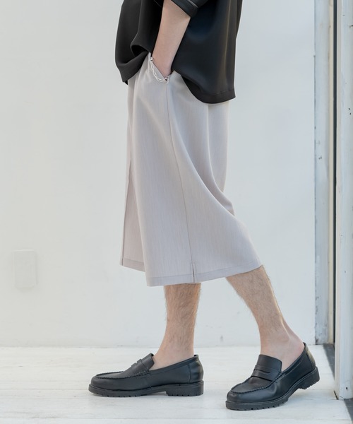 CASPER JOHN（キャスパージョン）の「Gurkha Wide Short Pants/グルカワイドショーツ（その他パンツ・メンズ・ライトグレー/ブラック/ベージュ・SMALL/MEDIUM）」の5枚目の写真