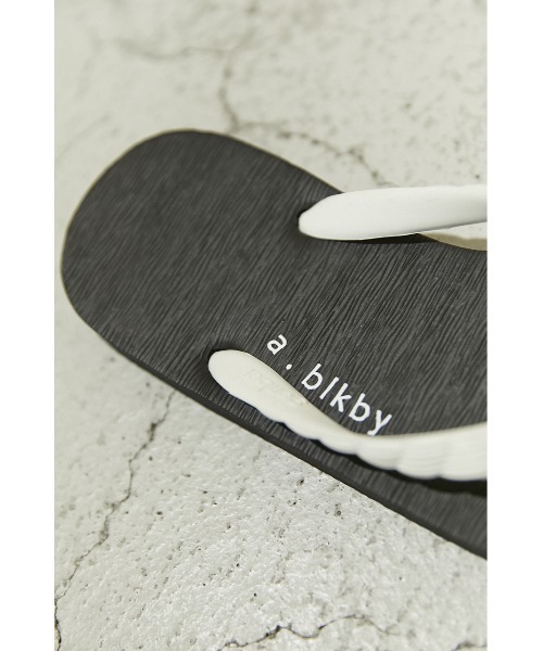 BLACK BY MOUSSY(ブラックバイマウジー)の「a×blkby beach sandal(a×blkby ビーチサンダル)(サンダル・レディース・ブラック/ネイビー/ピンク・36/37/38)」の11枚目の写真