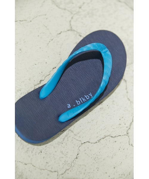 BLACK BY MOUSSY(ブラックバイマウジー)の「a×blkby beach sandal(a×blkby ビーチサンダル)(サンダル・レディース・ブラック/ネイビー/ピンク・36/37/38)」の20枚目の写真