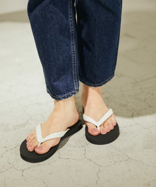 BLACK BY MOUSSY(ブラックバイマウジー)の「a×blkby beach sandal(a×blkby ビーチサンダル)(サンダル・レディース・ブラック/ネイビー/ピンク・36/37/38)」の17枚目の写真