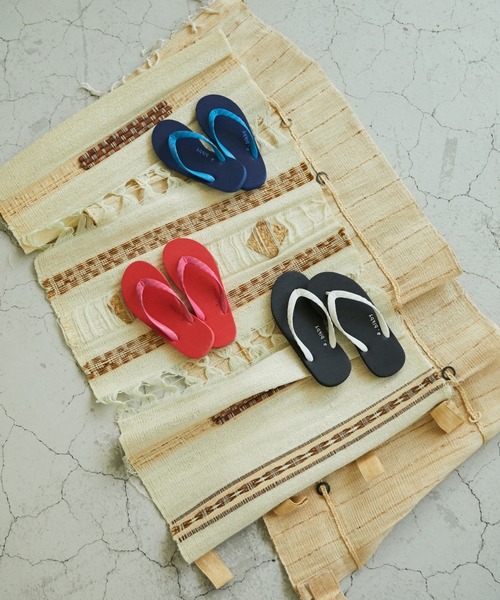 BLACK BY MOUSSY(ブラックバイマウジー)の「a×blkby beach sandal(a×blkby ビーチサンダル)(サンダル・レディース・ブラック/ネイビー/ピンク・36/37/38)」の10枚目の写真