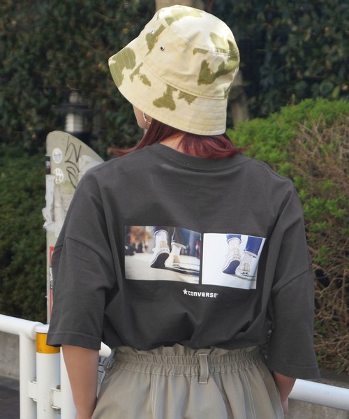 CONVERSE（コンバース）の「コンバースバックプリントTシャツ（Tシャツ/カットソー・レディース・その他1/ホワイト/その他2/ブラック・FREE）」の4枚目の写真