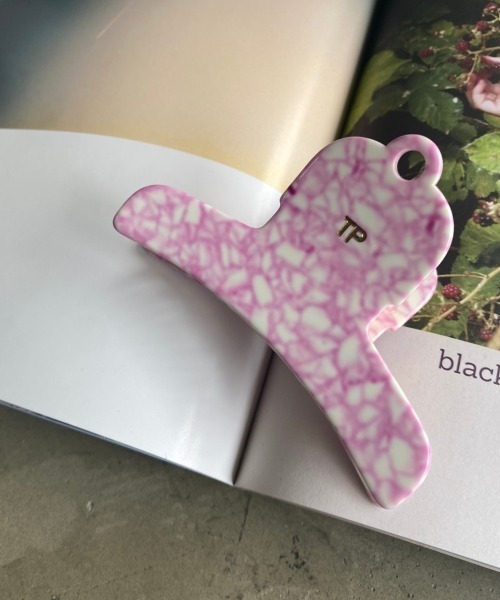 THEATRE PRODUCTS(シアタープロダクツ)の「STATIONERY HAIR CLIP(バレッタ/ヘアクリップ・レディース・ブラック/ブルー/ピンク/オレンジ・FREE)」の3枚目の写真