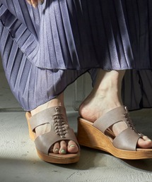 etoll.（エトル）の「フロントデザインウェッジソールサンダル（サンダル）」