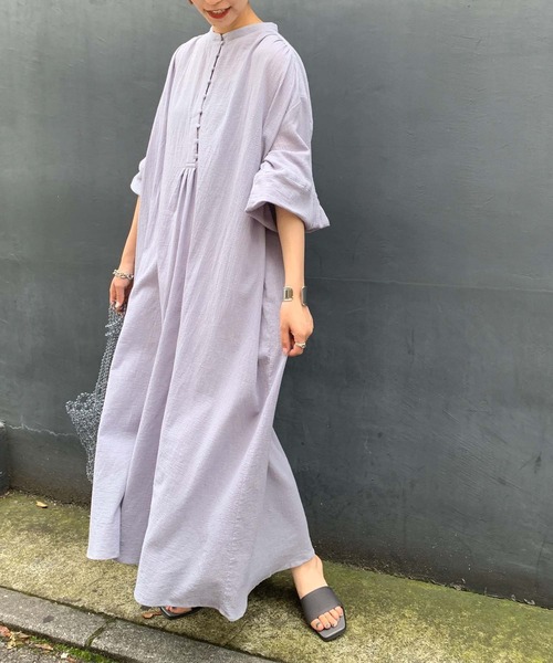 CIAOPANIC TYPY(チャオパニックティピー)の「【ZOZOTOWN限定】バンドカラーギャザーボイルロングワンピース(ワンピース・レディース・グレイッシュベージュ/グリーン/ブラック/オフホワイト/イエロー・ONE SIZE)」の18枚目の写真