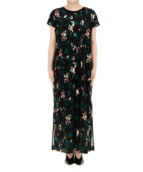 EBONY（エボニー）の「EBONY ホイルフラワーカットソーワンピース（ワンピース・レディース・ブラック・2）」の2枚目の写真