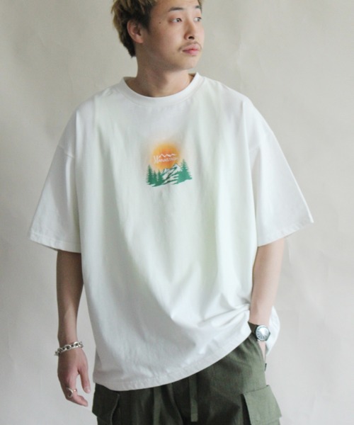 MANASTASH（マナスタッシュ）の「MANASTASH/マナスタッシュ　RECYCLED TEE DAY BREAK リサイクルティーデイブレイク（Tシャツ/カットソー・メンズ・ホワイト/セージグリーン/ブラック・MEDIUM/LARGE/X-LARGE/M/XL）」の5枚目の写真