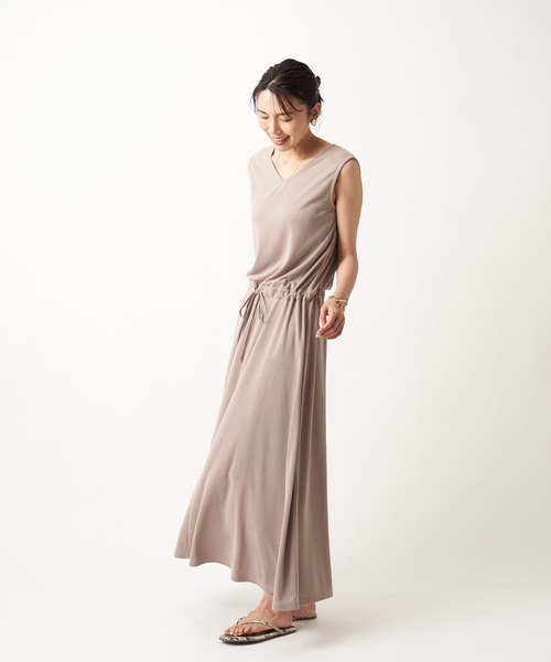 RIVE DROITE（リヴドロワ）の「カノコロングワンピース（ワンピース・レディース・ブラック/ベージュ/ボルドー・FREE）」の18枚目の写真