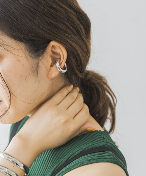 URBAN RESEARCH（アーバンリサーチ）の「メタルイヤカフ（イヤーカフ・レディース・シルバー/ゴールド・-）」の4枚目の写真