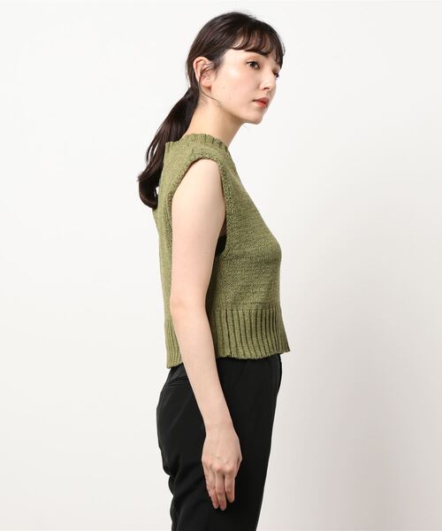 MATCH&more（マッチアンドモア）の「テープヤーンショート丈プルオーバー（ニット/セーター・レディース・カーキ/ホワイト/ベージュ・FREE）」の4枚目の写真