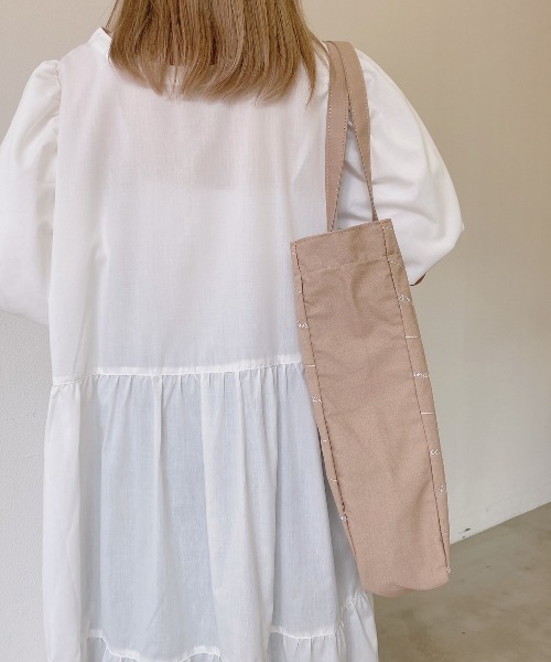 VANNIE U（ヴァニーユー）の「総ロゴトートBAG（トートバッグ・レディース・アイボリー/ベージュ/ブラック・FREE）」の18枚目の写真