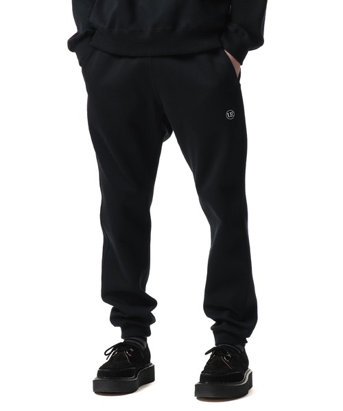 uniform experiment(ユニフォームエクスペリメント)の「SLIM FIT SWEAT PANTS(スウェットパンツ・メンズ・チャコールグレー/ブラック・4/3/1/2)」の12枚目の写真