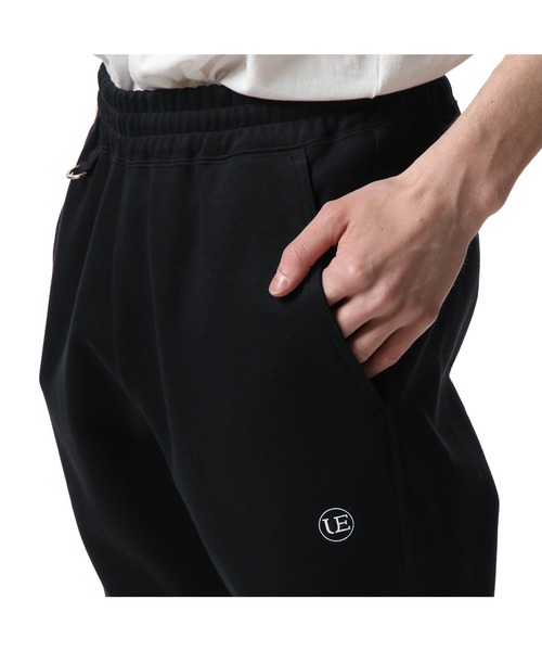 uniform experiment(ユニフォームエクスペリメント)の「SLIM FIT SWEAT PANTS(スウェットパンツ・メンズ・チャコールグレー/ブラック・4/3/1/2)」の4枚目の写真