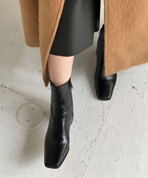 chuclla(チュクラ)の「Half-moon heel square boots chs21a002(ブーツ・レディース・ブラック/パイソン・38/37/40/36/39)」の12枚目の写真
