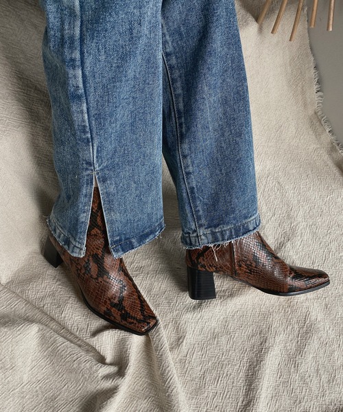 chuclla(チュクラ)の「Half-moon heel square boots chs21a002(ブーツ・レディース・ブラック/パイソン・38/37/40/36/39)」の20枚目の写真