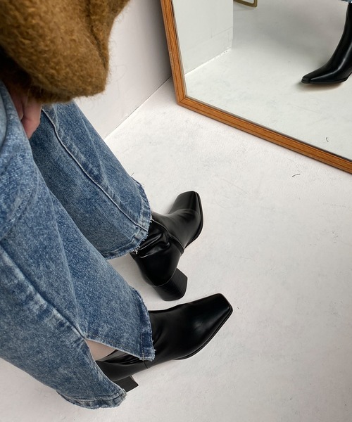 chuclla(チュクラ)の「Half-moon heel square boots chs21a002(ブーツ・レディース・ブラック/パイソン・38/37/40/36/39)」の7枚目の写真