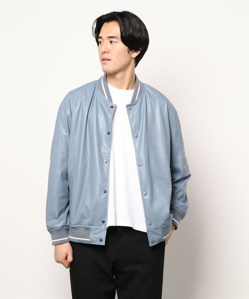 ABAHOUSE(アバハウス)の「ネオレザー スタジャン ブルゾン(ライダースジャケット・メンズ・グレイッシュブルー/ベージュ/ブラック・46/48/44)」の12枚目の写真