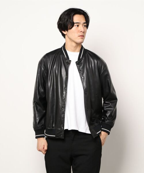 ABAHOUSE(アバハウス)の「ネオレザー スタジャン ブルゾン(ライダースジャケット・メンズ・グレイッシュブルー/ベージュ/ブラック・46/48/44)」の13枚目の写真