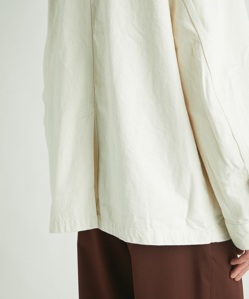 Name.（ネーム）の「【Name.】DENIM COVERALLS（デニムジャケット・メンズ・アイボリー/インディゴブルー・1/0）」の16枚目の写真