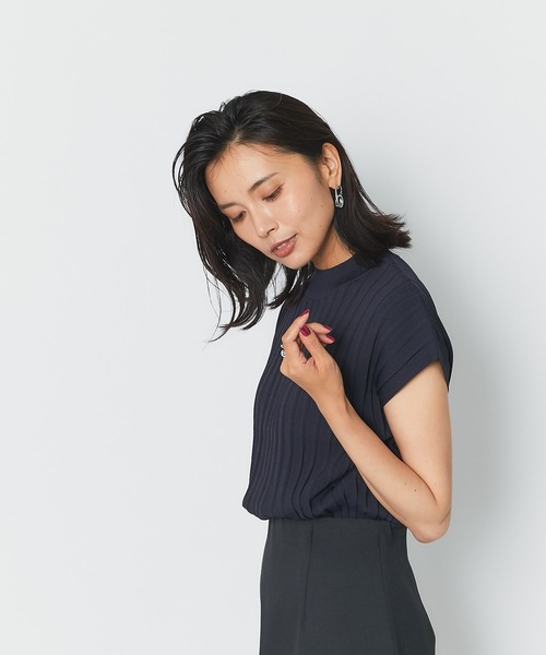 RIVE DROITE（リヴドロワ）の「カジュアルにもキレイめにも使える　クールタッチUVプリーツフレンチニット（ニット/セーター・レディース・ベージュ系その他/ボルドー/ブラウン/ネイビー・FREE）」の15枚目の写真