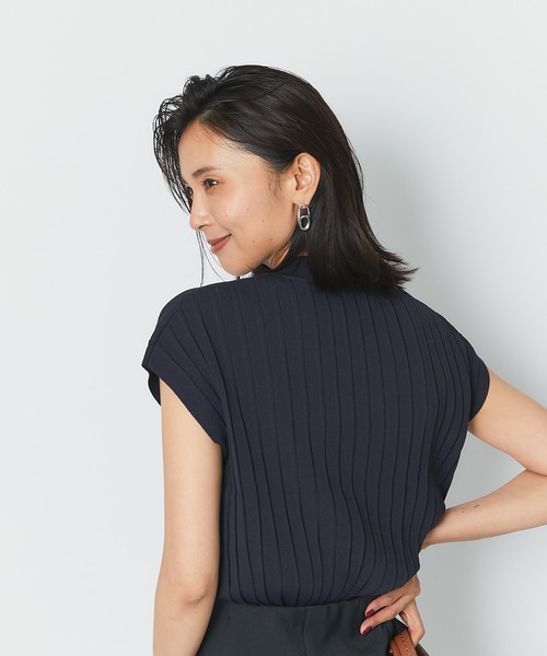 RIVE DROITE（リヴドロワ）の「カジュアルにもキレイめにも使える　クールタッチUVプリーツフレンチニット（ニット/セーター・レディース・ベージュ系その他/ボルドー/ブラウン/ネイビー・FREE）」の7枚目の写真