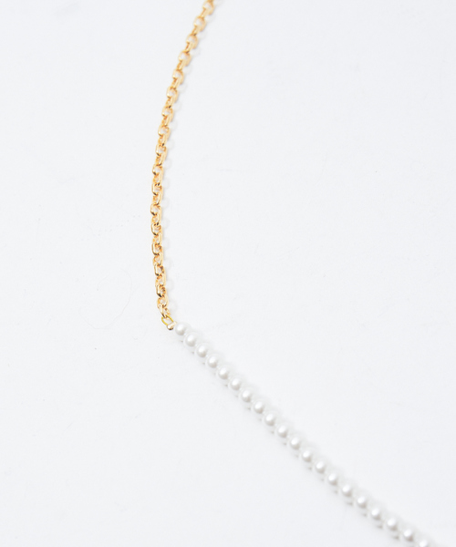 Rouge vif（ルージュヴィフ）の「パール×チェーンネックレス（ネックレス・レディース・オフホワイト・フリー）」の2枚目の写真