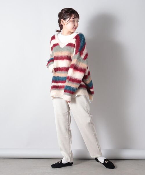 fredy couleur(フレディクルール)の「ストレッチコールテーパードパンツ(その他パンツ・レディース・ブルー系その他2/チャコールグレー/オフホワイト・38)」の7枚目の写真