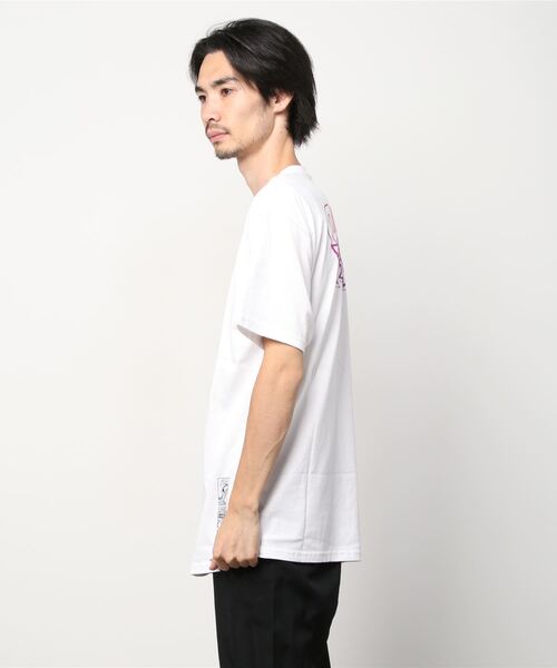 BAIT（ベイト）の「【2109_MRV】VENOM VS CARNAGE FACEOFF TEE 216-MRV-TEE-007（Tシャツ/カットソー・メンズ・ホワイト/ブラック・MEDIUM/LARGE/X-LARGE/XX-LARGE）」の5枚目の写真