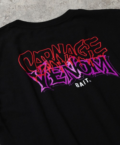 BAIT（ベイト）の「【2109_MRV】VENOM VS CARNAGE FACEOFF TEE 216-MRV-TEE-007（Tシャツ/カットソー・メンズ・ホワイト/ブラック・MEDIUM/LARGE/X-LARGE/XX-LARGE）」の2枚目の写真