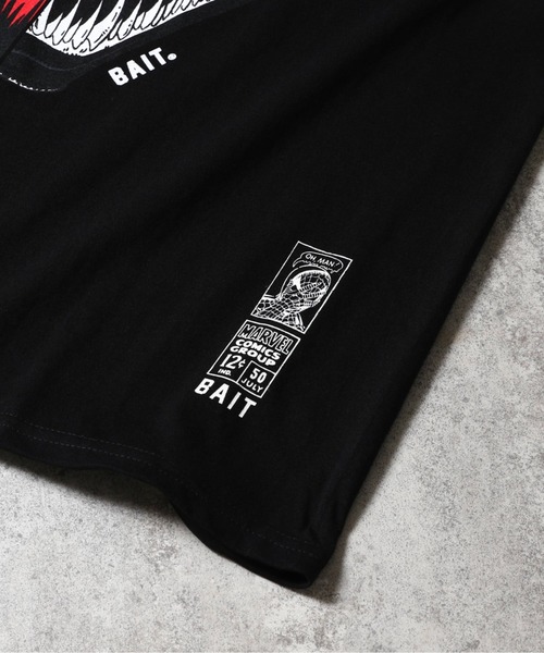 BAIT（ベイト）の「【2109_MRV】VENOM VS CARNAGE FACEOFF TEE 216-MRV-TEE-007（Tシャツ/カットソー・メンズ・ホワイト/ブラック・MEDIUM/LARGE/X-LARGE/XX-LARGE）」の3枚目の写真
