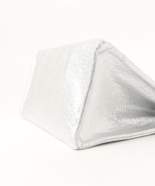 Donnaruma(ドンナルンマ)の「「etul / エツル」ピニャテックス スクエアトートバッグ(トートバッグ・レディース・ホワイト/カーキ/シルバー・FREE)」の11枚目の写真