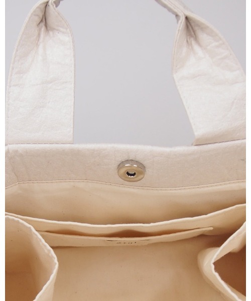 Donnaruma(ドンナルンマ)の「「etul / エツル」ピニャテックス スクエアトートバッグ(トートバッグ・レディース・ホワイト/カーキ/シルバー・FREE)」の22枚目の写真