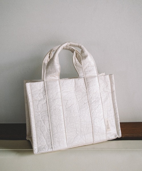 Donnaruma(ドンナルンマ)の「「etul / エツル」ピニャテックス スクエアトートバッグ(トートバッグ・レディース・ホワイト/カーキ/シルバー・FREE)」の14枚目の写真