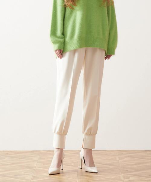 Tiara(ティアラ)の「イージーウォームジョグパンツ(その他パンツ・レディース・アイボリー/キャメル/ブラック/ライトベージュ/ブラック系その他・M/L/S)」の1枚目の写真