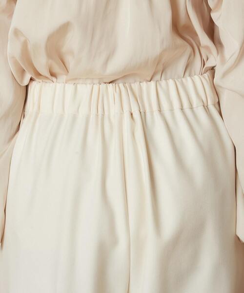 Tiara(ティアラ)の「イージーウォームジョグパンツ(その他パンツ・レディース・アイボリー/キャメル/ブラック/ライトベージュ/ブラック系その他・M/L/S)」の12枚目の写真