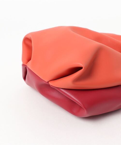 MADEMOISELLE ROPE'(マドモアゼル ロペ)の「【HVISK】JOLLY 2トーンハンドバッグ(ハンドバッグ・レディース・レッド・FREE)」の2枚目の写真