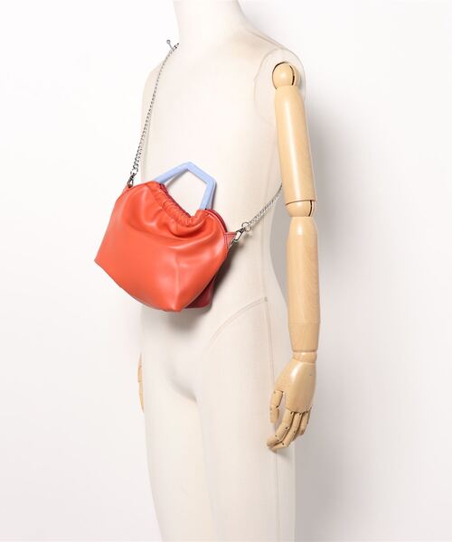 MADEMOISELLE ROPE'(マドモアゼル ロペ)の「【HVISK】JOLLY 2トーンハンドバッグ(ハンドバッグ・レディース・レッド・FREE)」の3枚目の写真