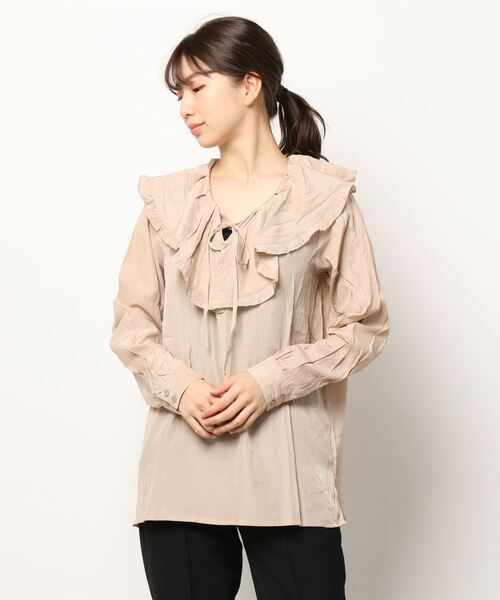 ehka sopo（エヘカソポ）の「ラッフルチュニックブラウス（シャツ/ブラウス・レディース・ブラック/ベージュ/オフホワイト/キナリ・ﾌﾘ-）」の17枚目の写真