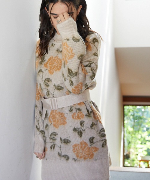 Cheek(チーク)の「花柄ジャガードミニニットワンピース(ワンピース・レディース・ベージュ/チャコールグレー/グレー・MEDIUM)」の9枚目の写真